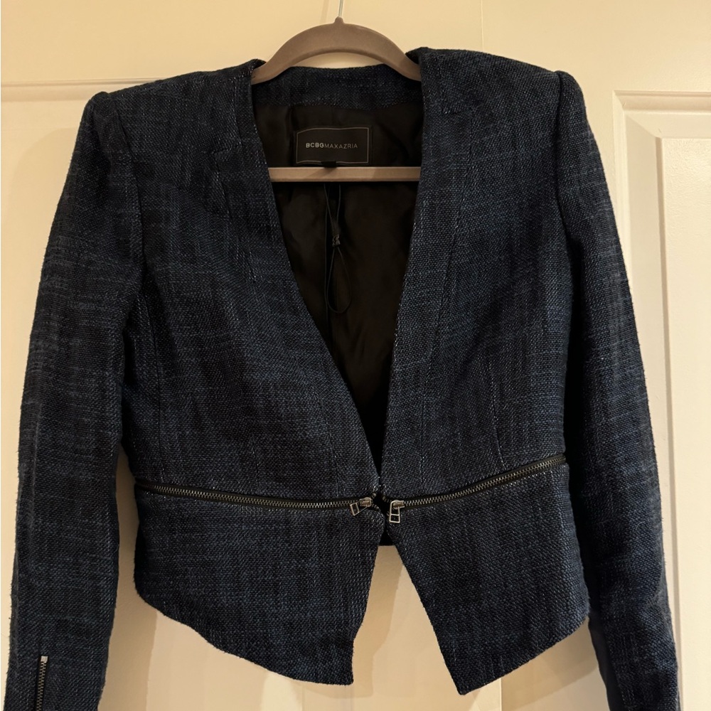 BCBG MaxAzria bolero jacket in navy linen tweed